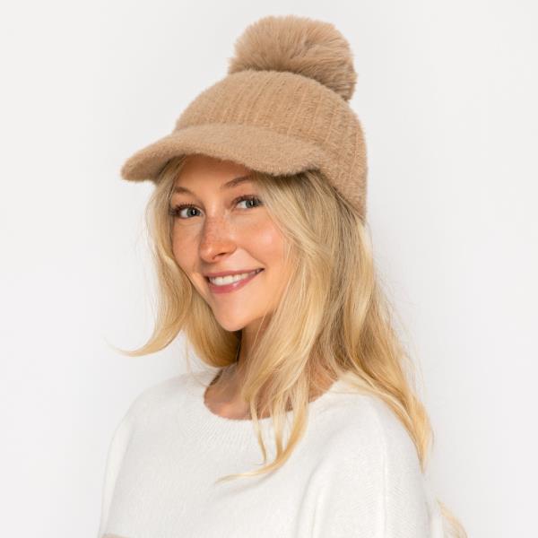 FAUX FUR POMPOM KNIT BASEBALL CAP