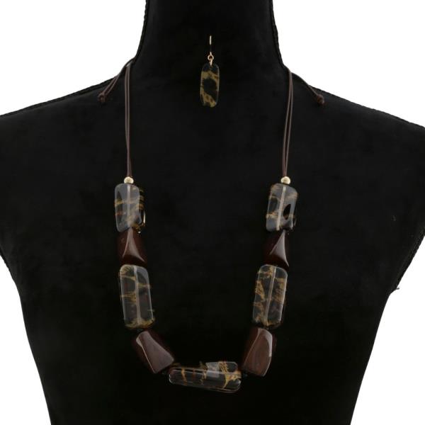 CHUNKY BEAD NECKLACE
