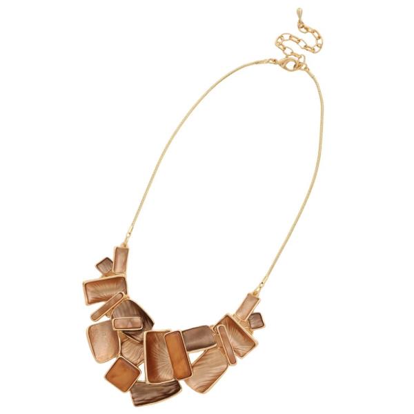 GEO SHAPE NECKLACE