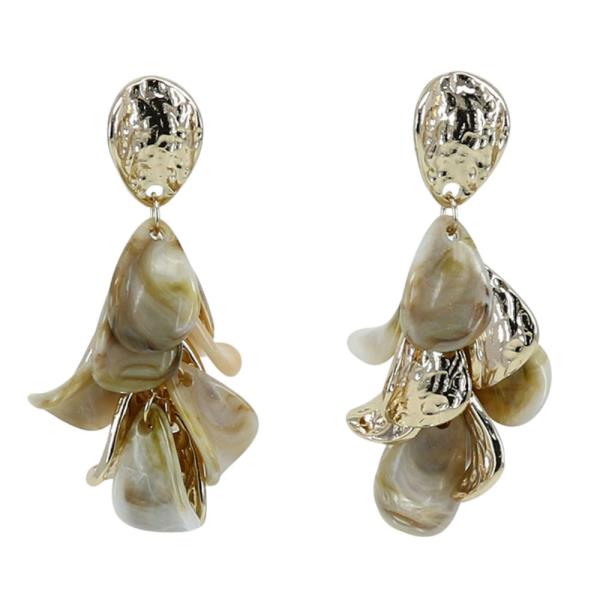 ACETATE METAL PETAL DANGLE EARRING