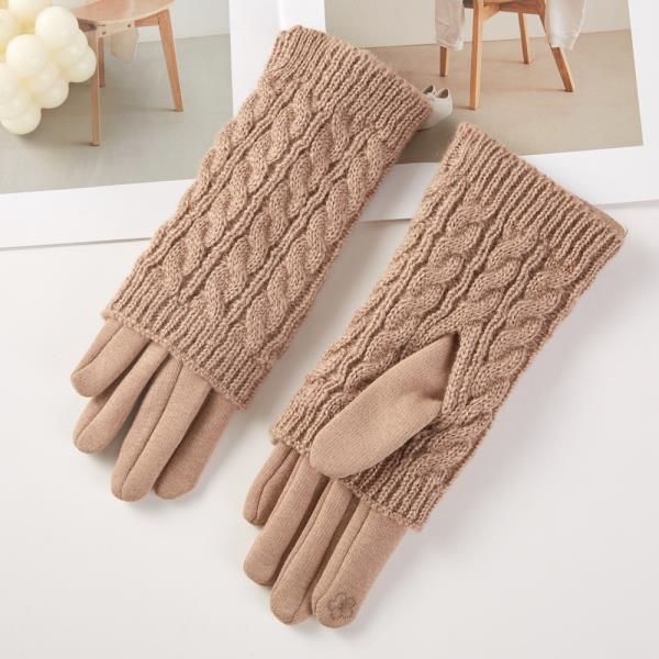 CABLE KNIT TOUCHSCREEN GLOVE