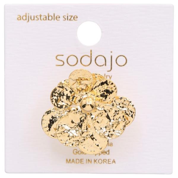 SODAJO FLOWER GOLD DIPPED EARRING