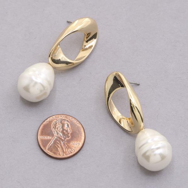 OVAL PEARL BEAD LINK DANGLE EARRING
