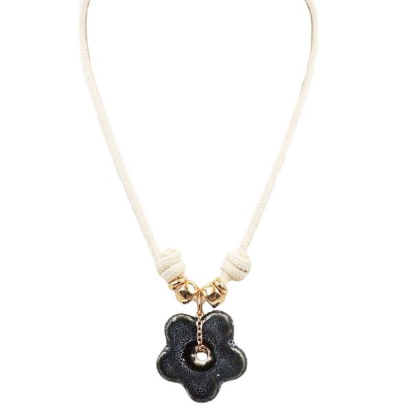 CERAMIC FLOWER PENDANT ROPE NECKLACE