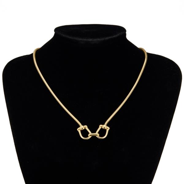 HORSESHOE LINK STAINLESS STEEL METAL NECKLACE