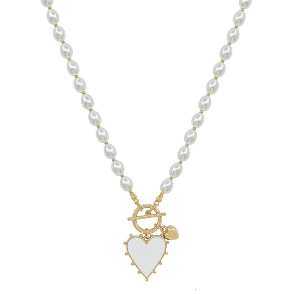 OVAL SMALL PEARL BODY TOGGLE HEART EPOXY CHARM SHORT NECKLACE