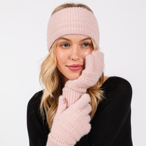 FUZZY CABLE KNIT HEADBAND