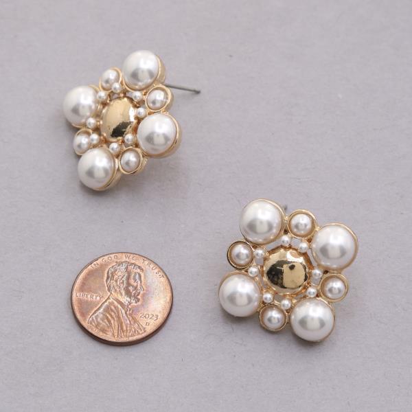 PEARL BEAD METAL EARRING