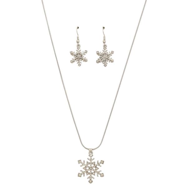 RHINESTONE SNOWFLAKE PENDANT NECKLACE