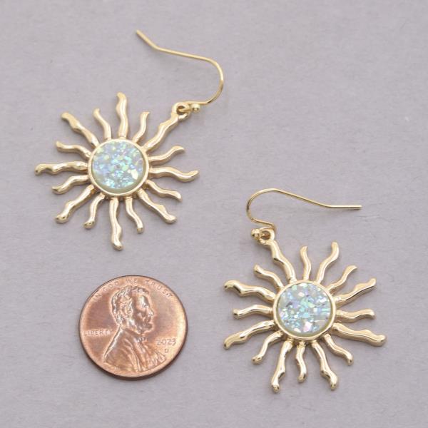SUN SHAPE METAL EARRING