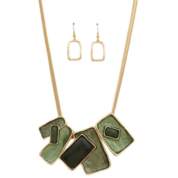 SQUARE ACETATE METAL NECKLACE