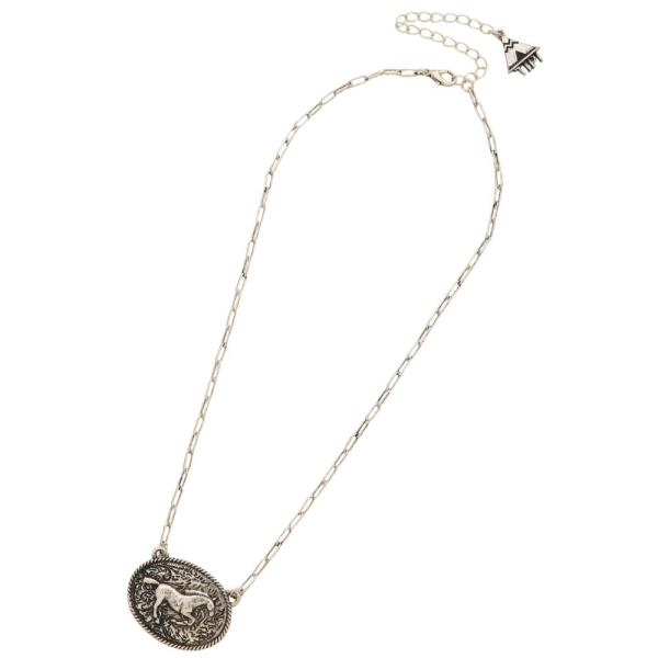 WESTERN HORSE CONCHO PENDANT METAL NECKLACE