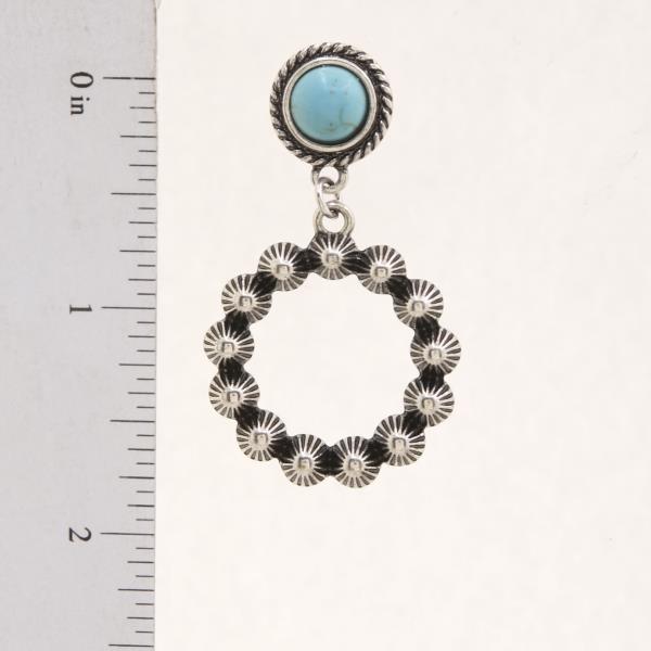 TURQUOISE BEAD ROUND METAL DANGLE EARRING