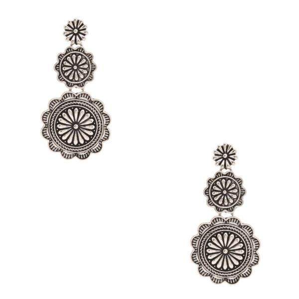 CONCHO METAL DANGLE EARRING