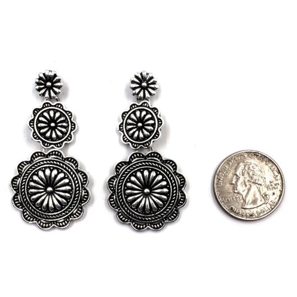 CONCHO METAL DANGLE EARRING