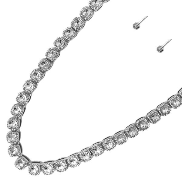 CRYSTAL STONE CHAIN NECKLACE