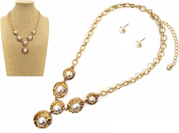 PEARL BEAD METAL NECKLACE