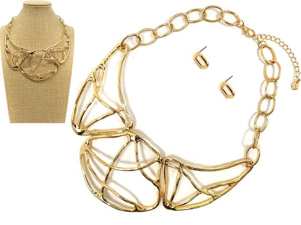 ASYMMETRICAL METAL NECKLACE