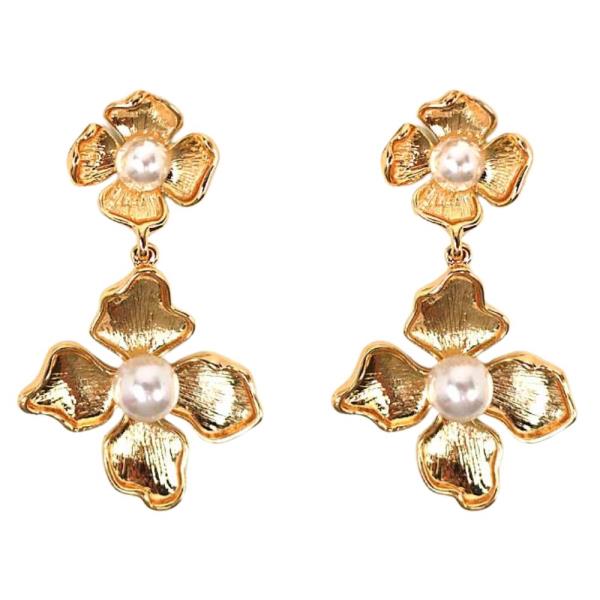 FLOWER SHAPE PEARL BEAD DANGLE EARRING