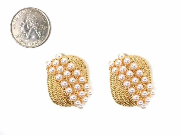 METAL PEARL BEAD EARRING