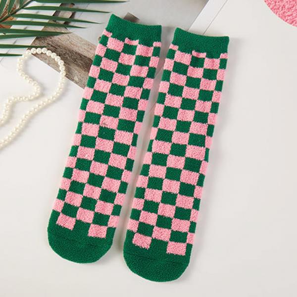 CHRISTMAS FUZZY SOCKS GIFT BOX