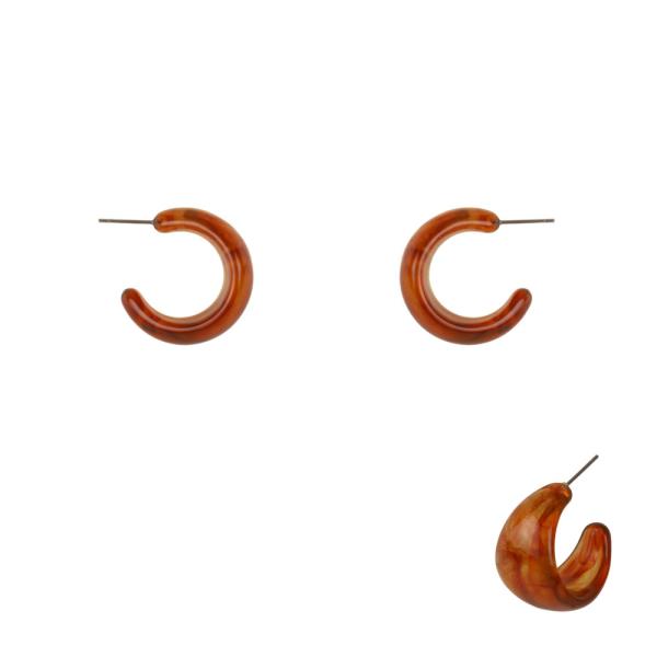 MARBLE HOOP EARRING