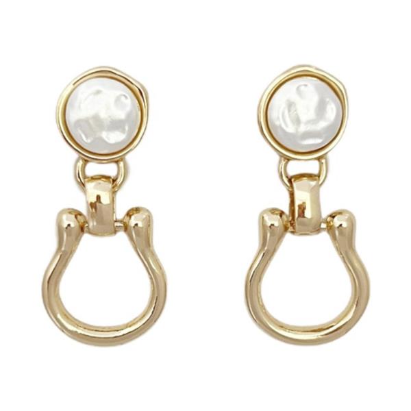 METAL FAUX PEARL HORSESHOE DANGLE EARRING