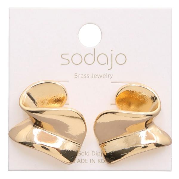 SODAJO METAL GOLD DIPPED EARRING
