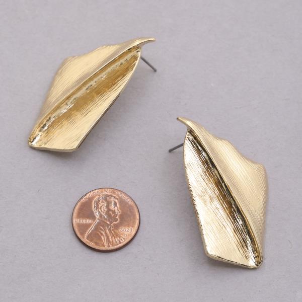 SODAJO BOLD SHAPE GOLD DIPPED EARRING