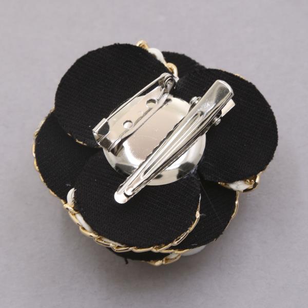 CHAIN FLOWER PEARL BROOCH