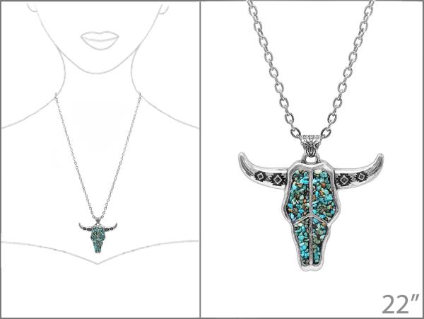 WESTERN STYLE TURQUOISE CHIP CATTLE HEAD PENDANT NECKLACE