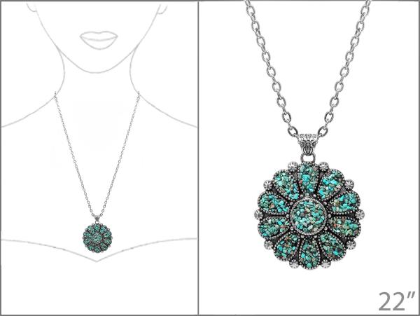 WESTERN STYLE TURQUOISE CHIP CONCHO PENDANT NECKLACE