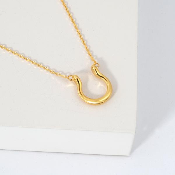 18K GOLD RHODIUM HORSESHOE SPIRIT PENDANT NECKLACE