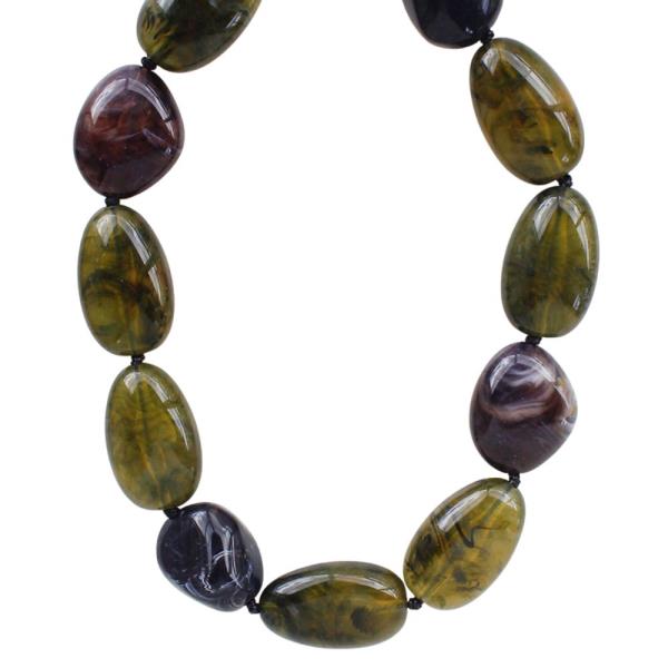 CHUNKY RESIN BEAD NECKLACE