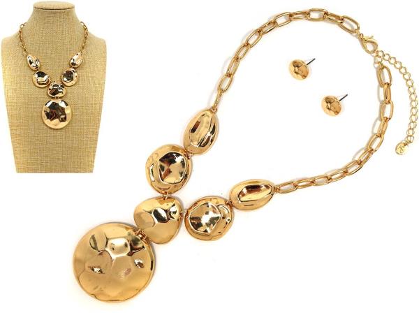 HAMMERED METAL NECKLACE