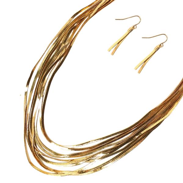 METAL CHAIN NECKLACE