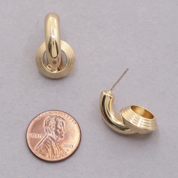 SODAJO METAL GOLD DIPPED EARRING