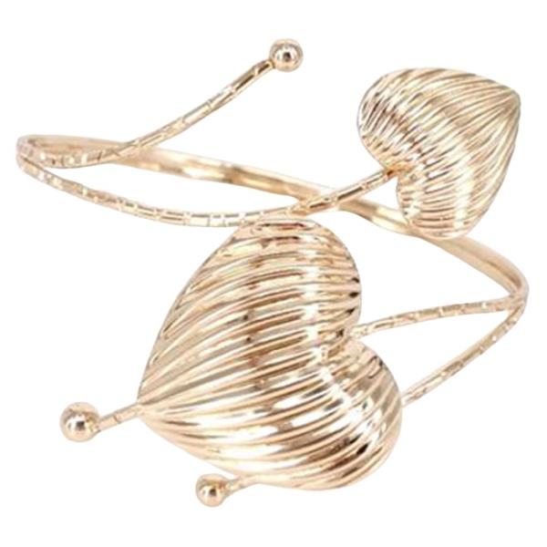METAL RIBBED HEART OPEN CUFF BRACELET