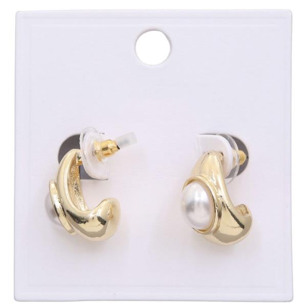 PEARL BEAD METAL EARRING