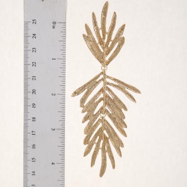 SDJ LEAF SHAPE METAL DANGLE EARRING