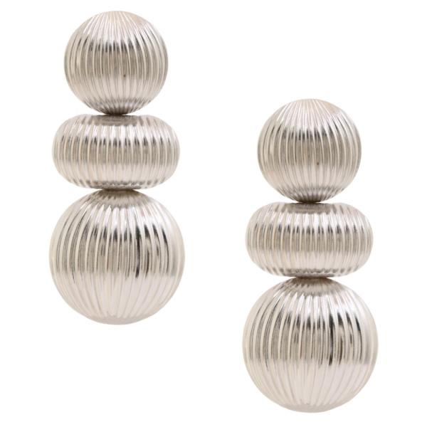 SDJ LINED ROUND LINK METAL EARRING