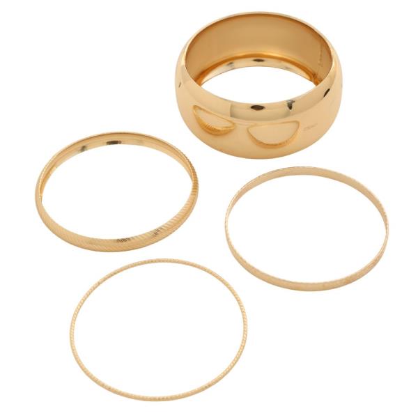 SDJ METAL BANGLE BRACELET