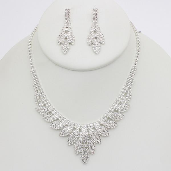 RHINESTONE FLORAL STATEMENT NECKLACE EARRING SET