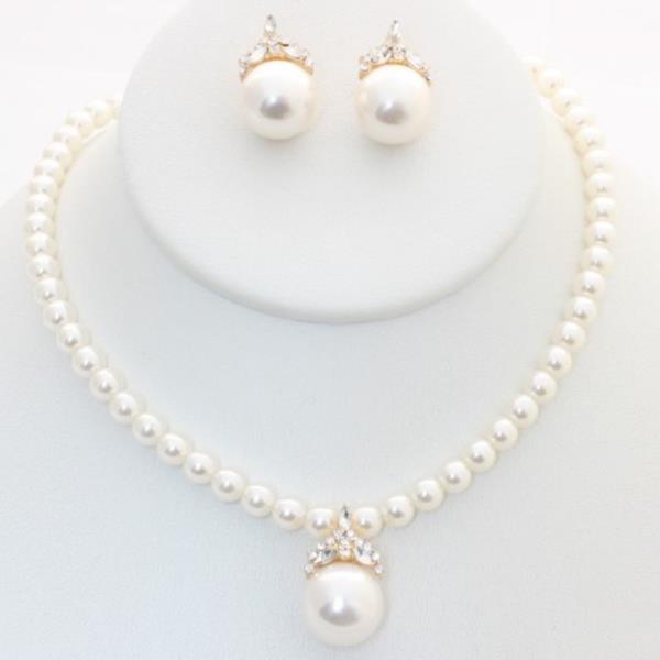 PEARL PENDANT NECKLACE EARRING SET