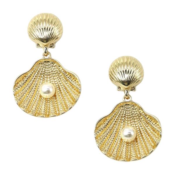 METAL SHELL PEARL DANGLE EARRING 