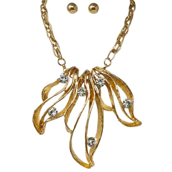 SCULPTED METAL PETAL FAN DESIGN WITH CRYSTAL ACCENTS CHUNKY STATEMENT NECKLACE EARRING SET