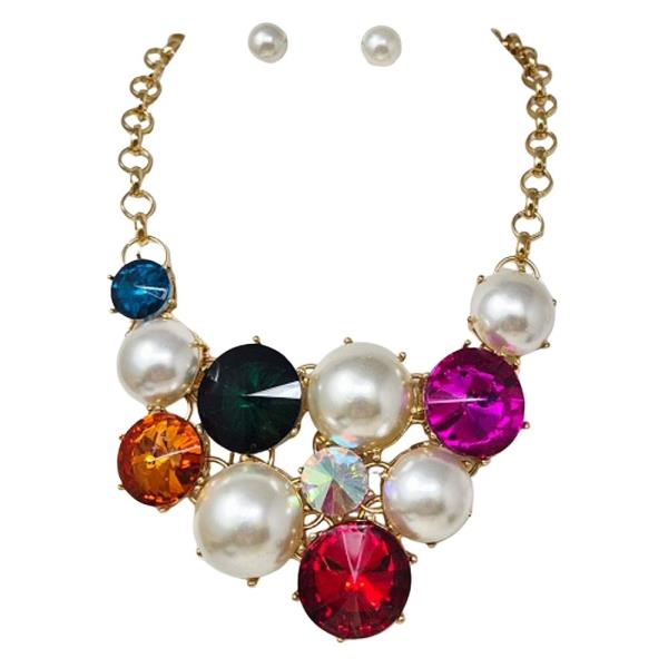 MULTI-COLOR FACETED CRYSTAL CLUSTER WITH LUSTROUS PEARL ACCENTS CHUNKY STATEMENT NECKLACE EARRING SET
