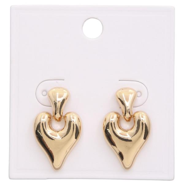 HEART SHAPE METAL EARRING