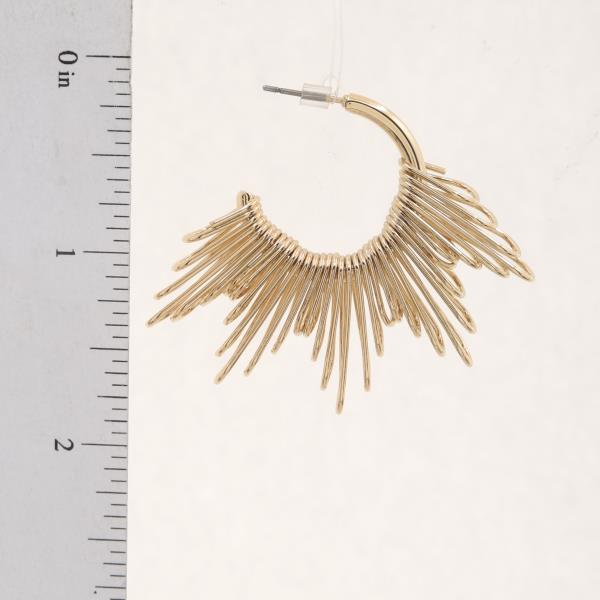 LINED OPEN HOOP METAL EARRING