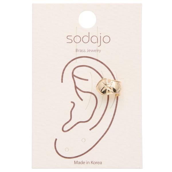 SODAJO CRISS CROSS PATTERN METAL EAR CUFF